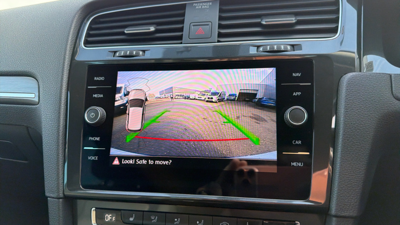 Volkswagen Golf 99kW e-Golf 35kWh 5dr Auto Electric Hatchback